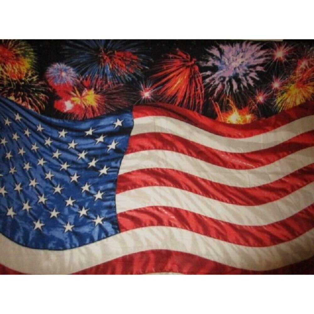 New USA US American Waving Flag Polar Fleece Throw Blanket 4th of July Fireworks - Picture 2 of 3